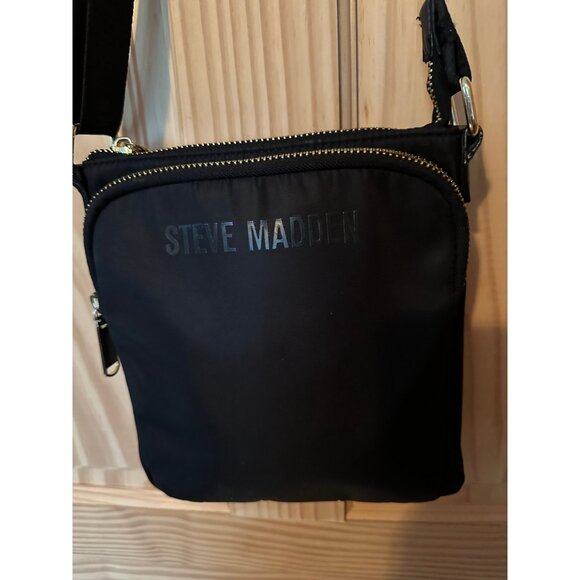 STEVE MADDEN CROSSBODY BAG - Picture 3 of 4